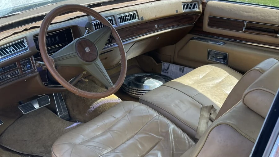 1976 Cadillac DeVille 4th Gen - Image 3 of 8
