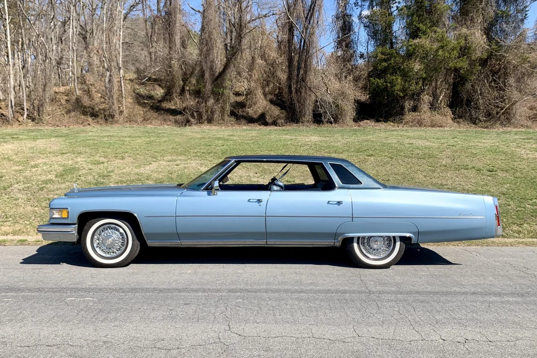 1976 Cadillac DeVille 4th Gen - Image 9 of 31