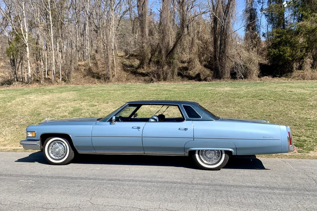 1976 Cadillac DeVille 4th Gen - Image 12 of 31