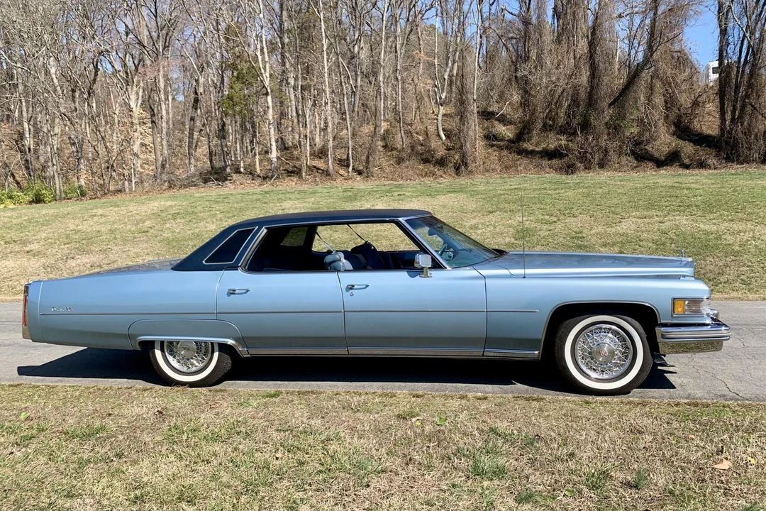 1976 Cadillac DeVille 4th Gen - Image 24 of 31