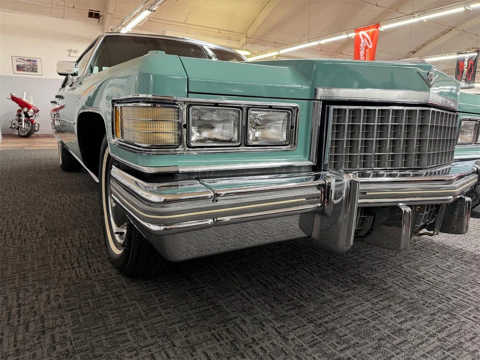 1976 Cadillac DeVille 4th Gen - Image 7 of 31