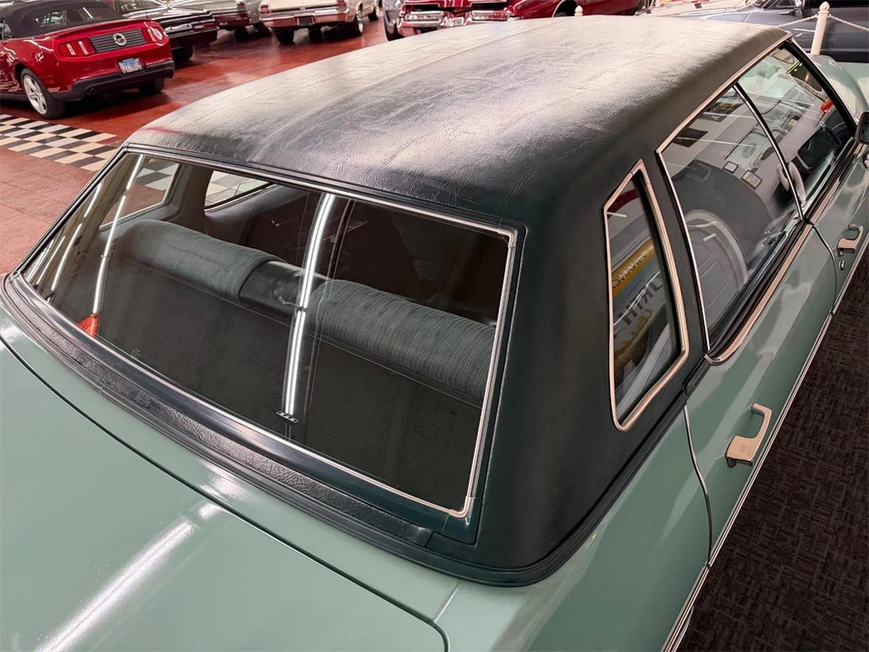 1976 Cadillac DeVille 4th Gen - Image 14 of 31