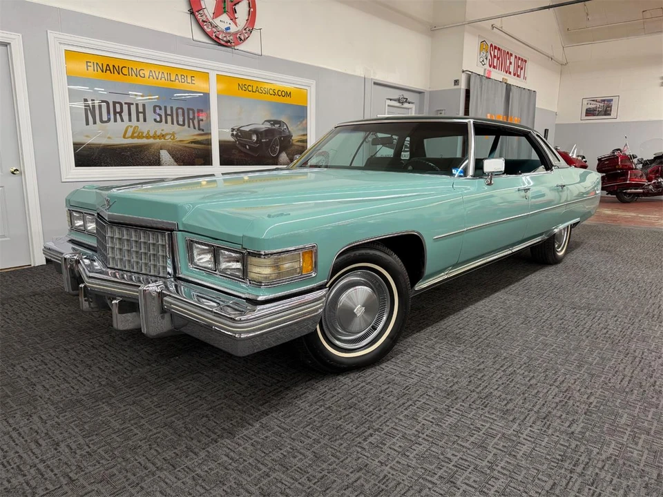 1976 Cadillac DeVille 4th Gen - Image 2 of 31