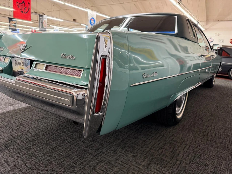 1976 Cadillac DeVille 4th Gen - Image 27 of 31