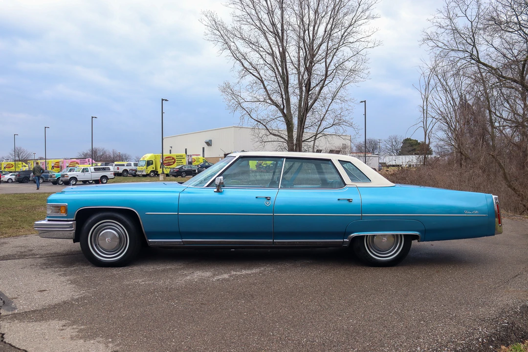 1976 Cadillac DeVille 4th Gen - Image 2 of 31