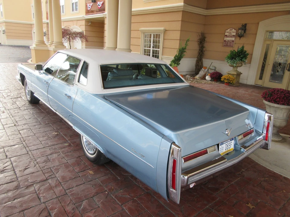 1976 Cadillac DeVille 4th Gen - Image 8 of 31