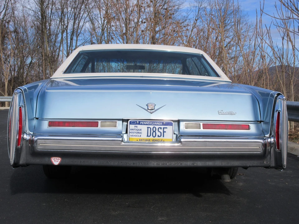 1976 Cadillac DeVille 4th Gen - Image 13 of 31