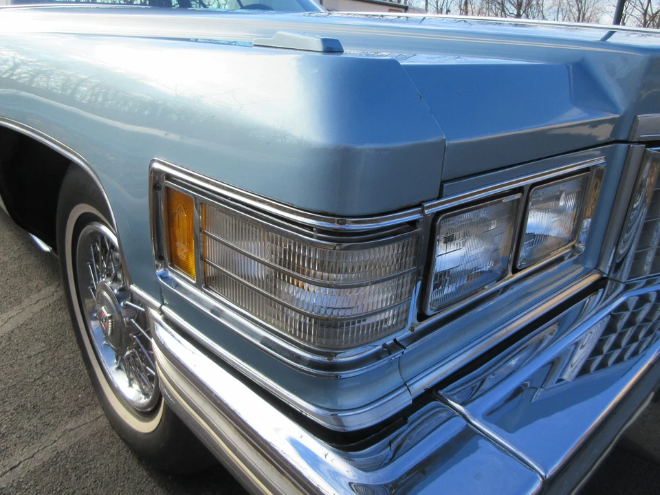 1976 Cadillac DeVille 4th Gen - Image 28 of 31