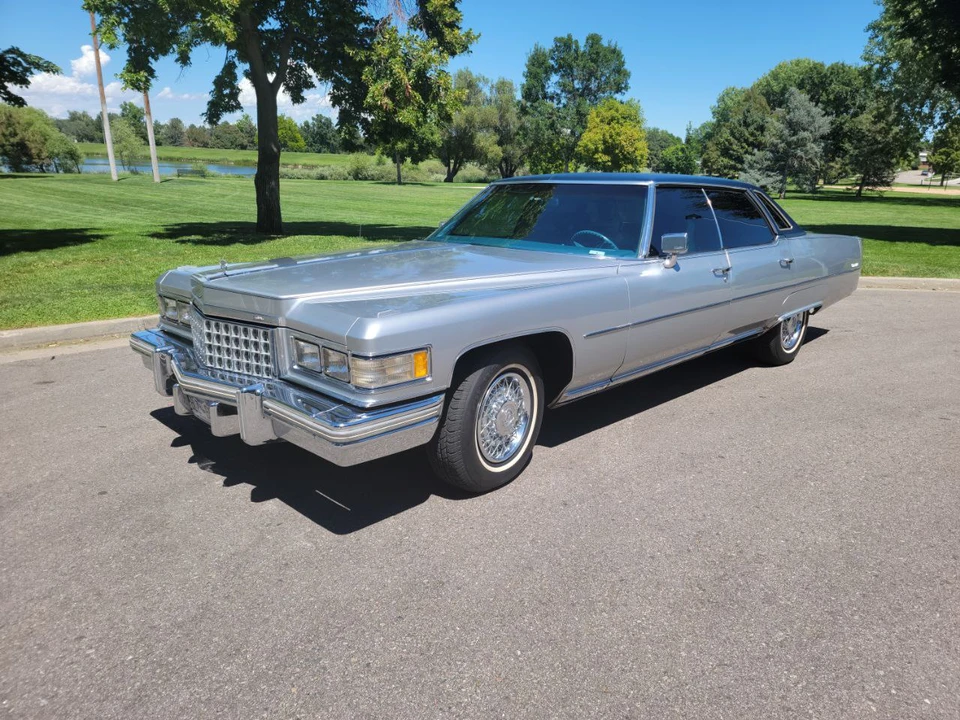 1976 Cadillac DeVille 4th Gen - Image 4 of 31