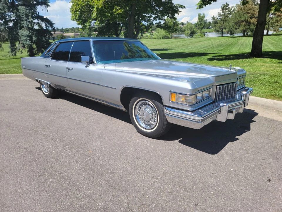 1976 Cadillac DeVille 4th Gen - Image 2 of 31