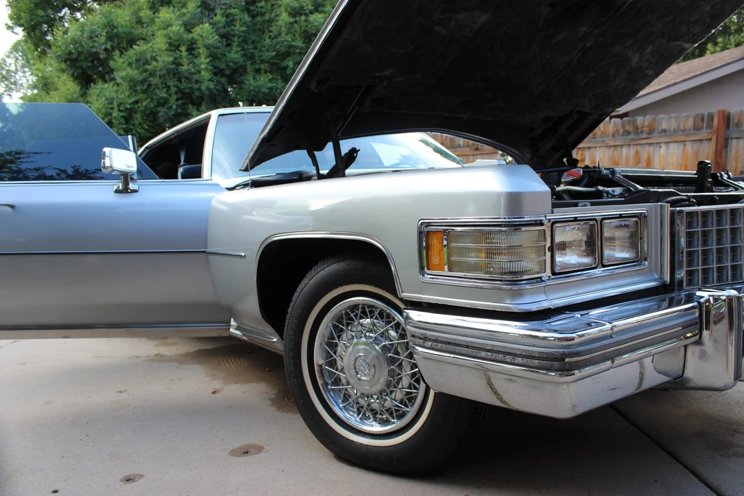 1976 Cadillac DeVille 4th Gen - Image 23 of 31