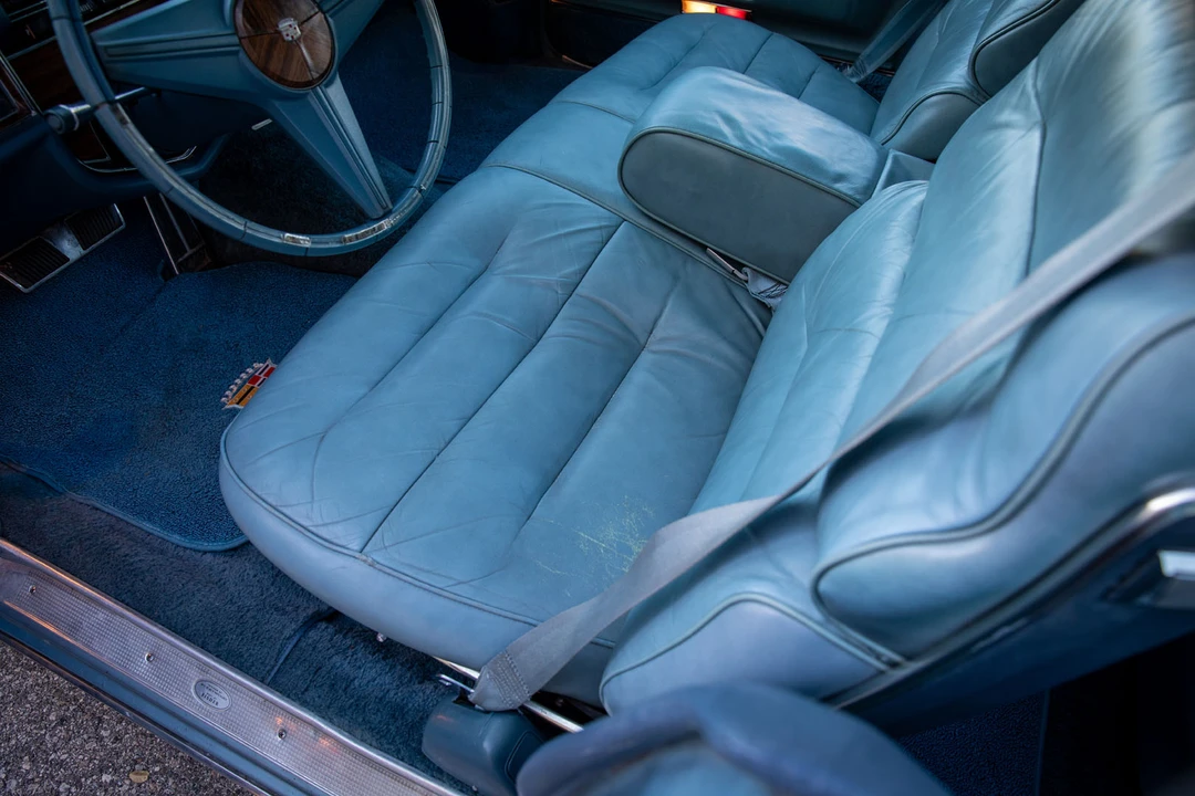 1976 Cadillac DeVille 4th Gen - Image 27 of 31