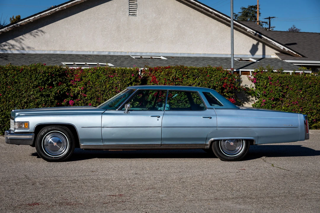 1976 Cadillac DeVille 4th Gen - Image 4 of 31