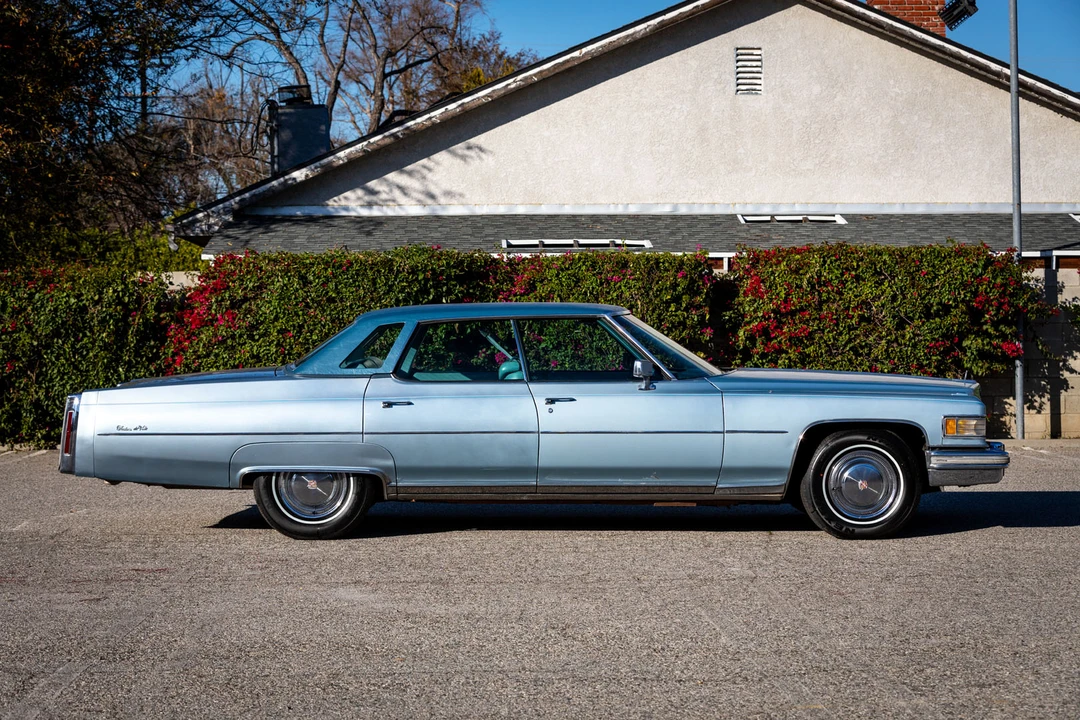1976 Cadillac DeVille 4th Gen - Image 8 of 31