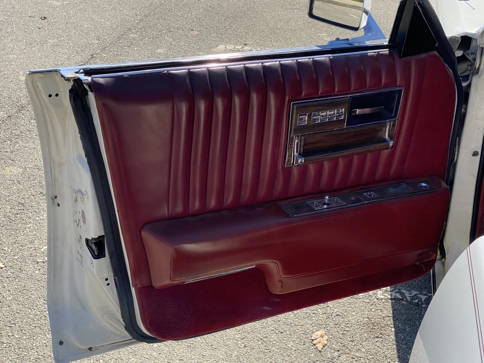 1976 Cadillac Seville - Image 17 of 31