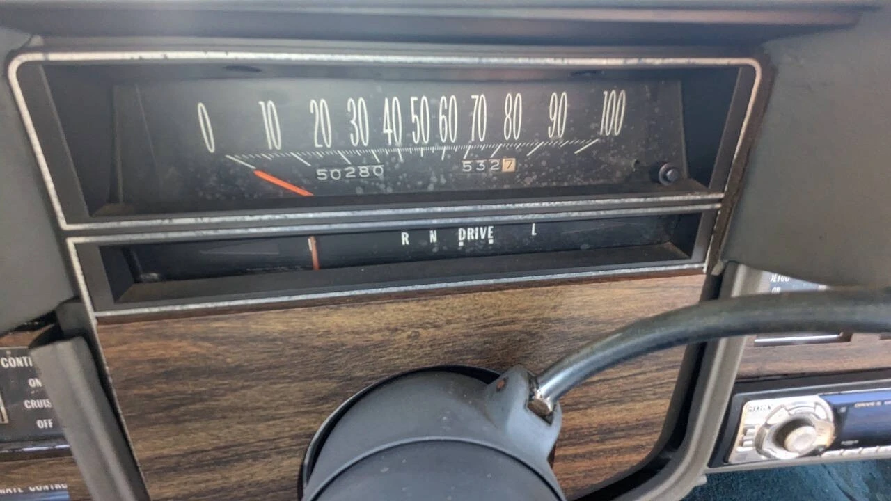 1976 Cadillac Seville - Image 11 of 13