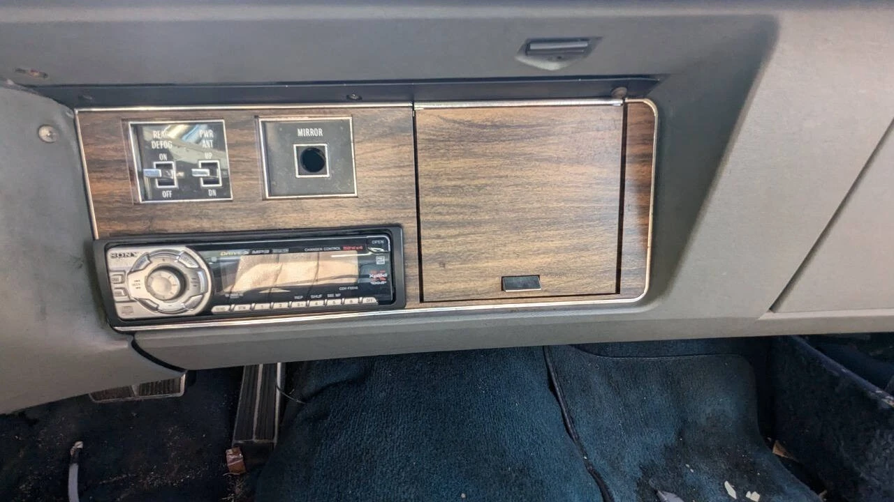 1976 Cadillac Seville - Image 12 of 13