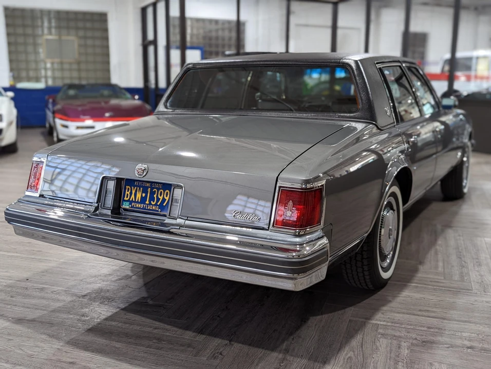 1976 Cadillac Seville - Image 21 of 31