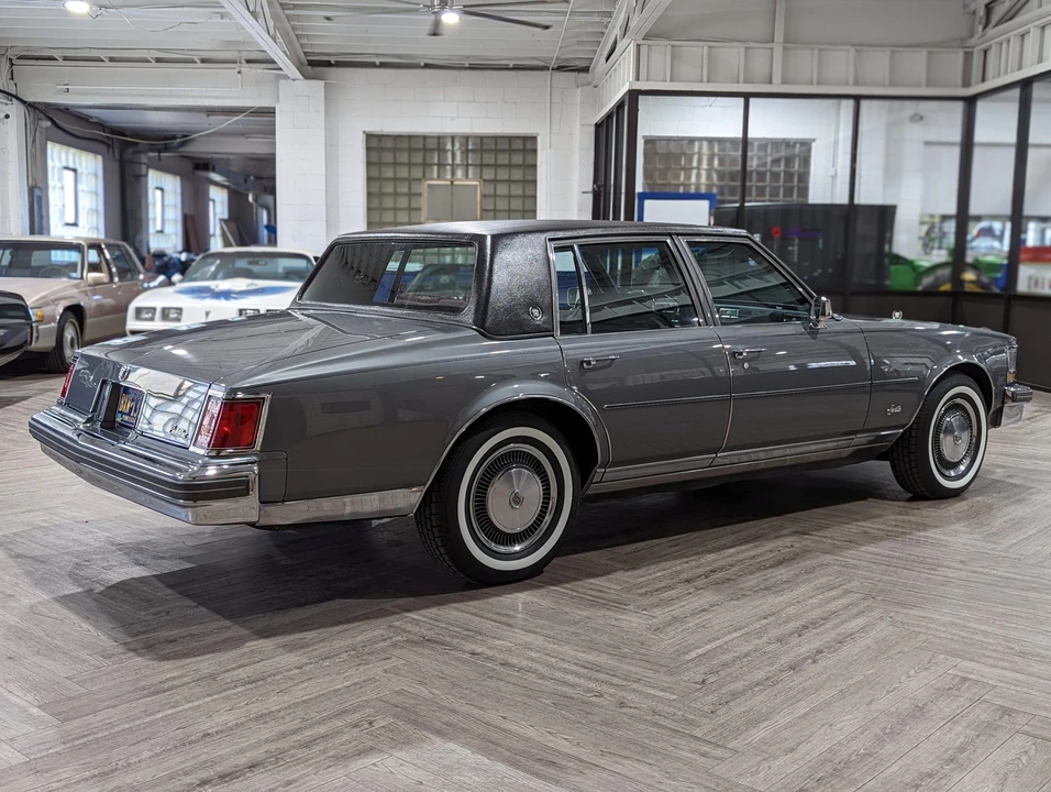 1976 Cadillac Seville - Image 15 of 31