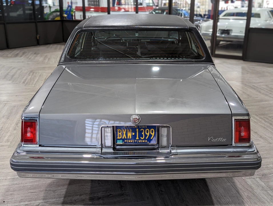 1976 Cadillac Seville - Image 24 of 31