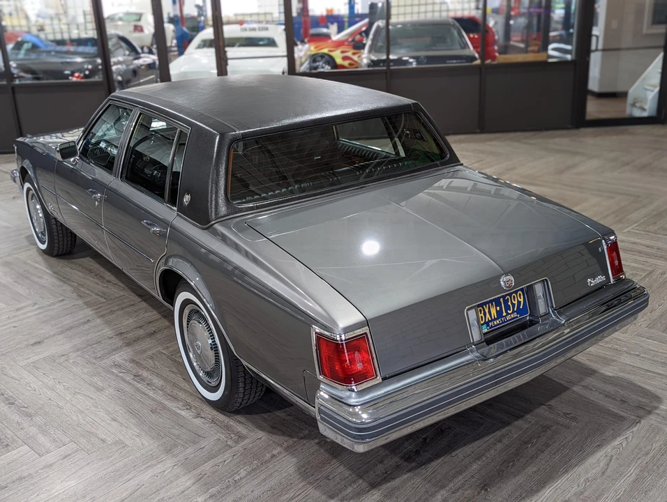 1976 Cadillac Seville - Image 28 of 31