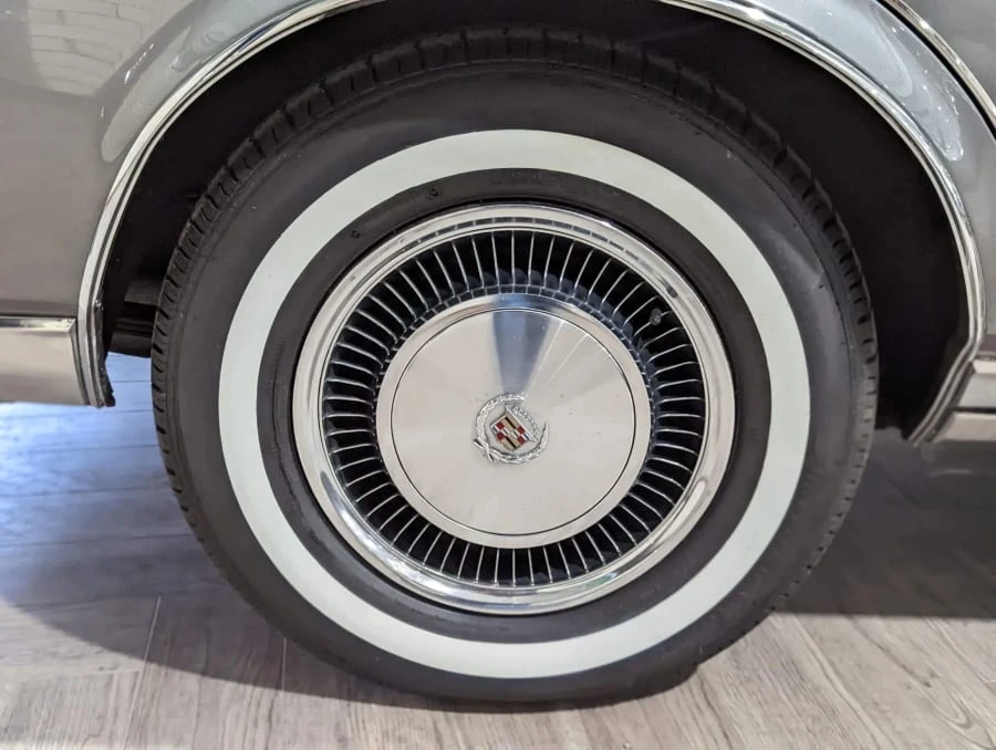 1976 Cadillac Seville - Image 10 of 24