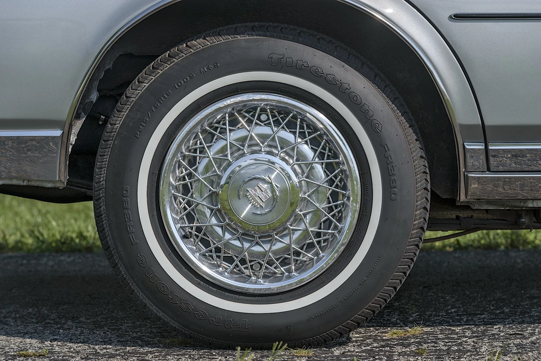 1976 Cadillac Seville - Image 31 of 31