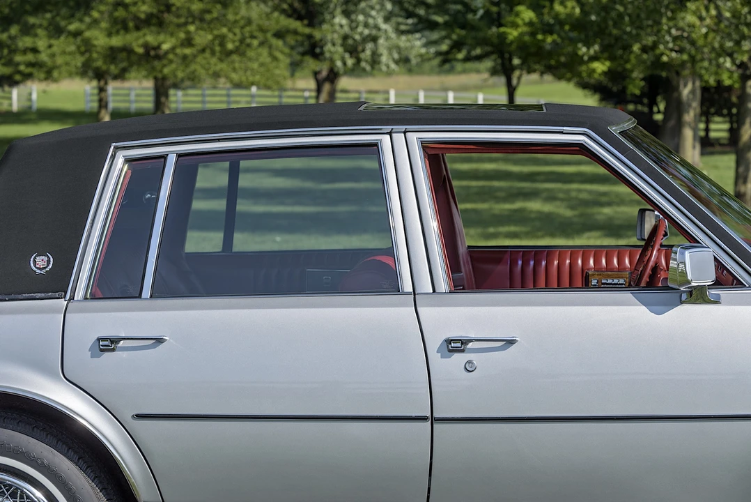 1976 Cadillac Seville - Image 25 of 31