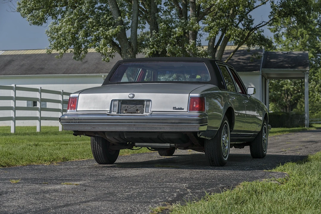 1976 Cadillac Seville - Image 10 of 31
