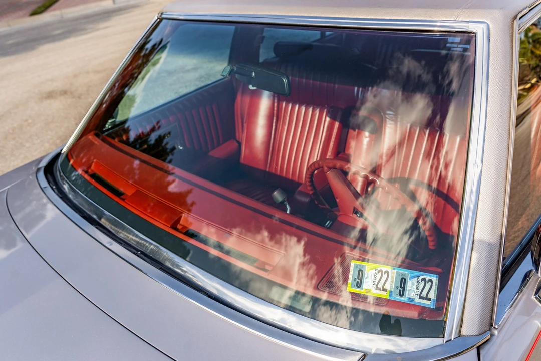 1976 Cadillac Seville - Image 25 of 31