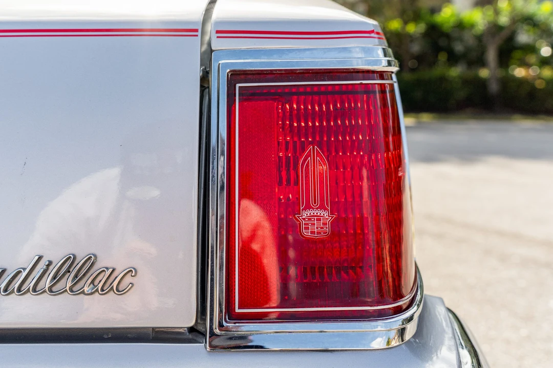 1976 Cadillac Seville - Image 22 of 31