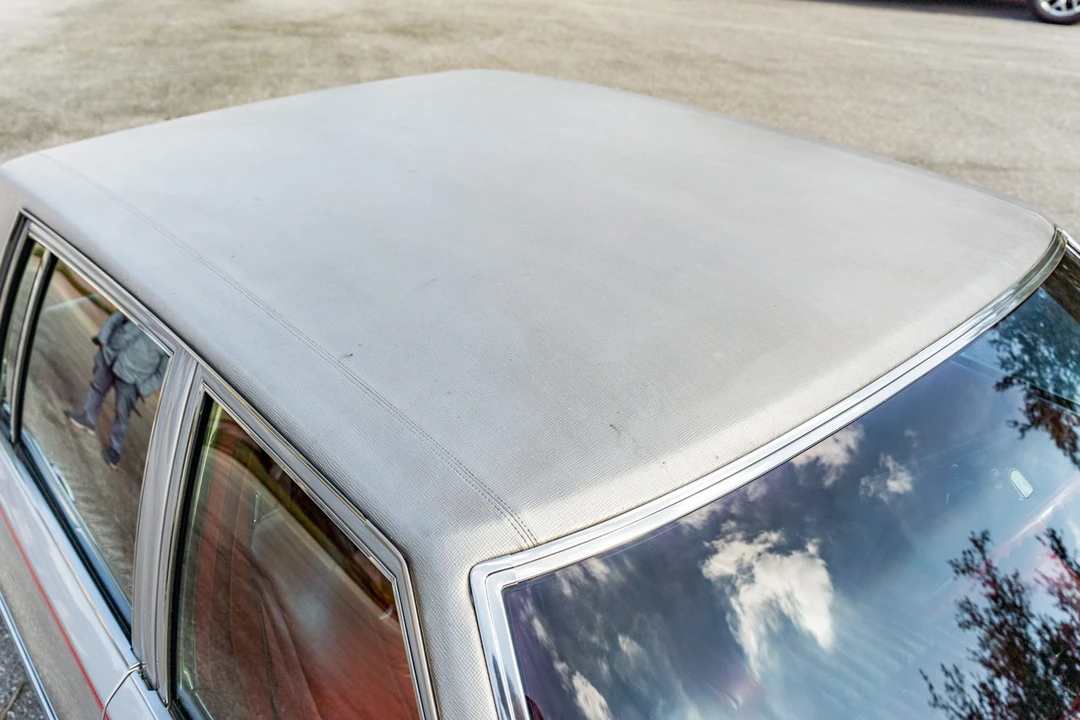 1976 Cadillac Seville - Image 29 of 31