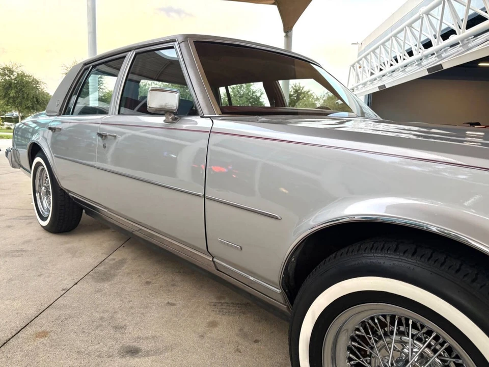 1976 Cadillac Seville - Image 21 of 31