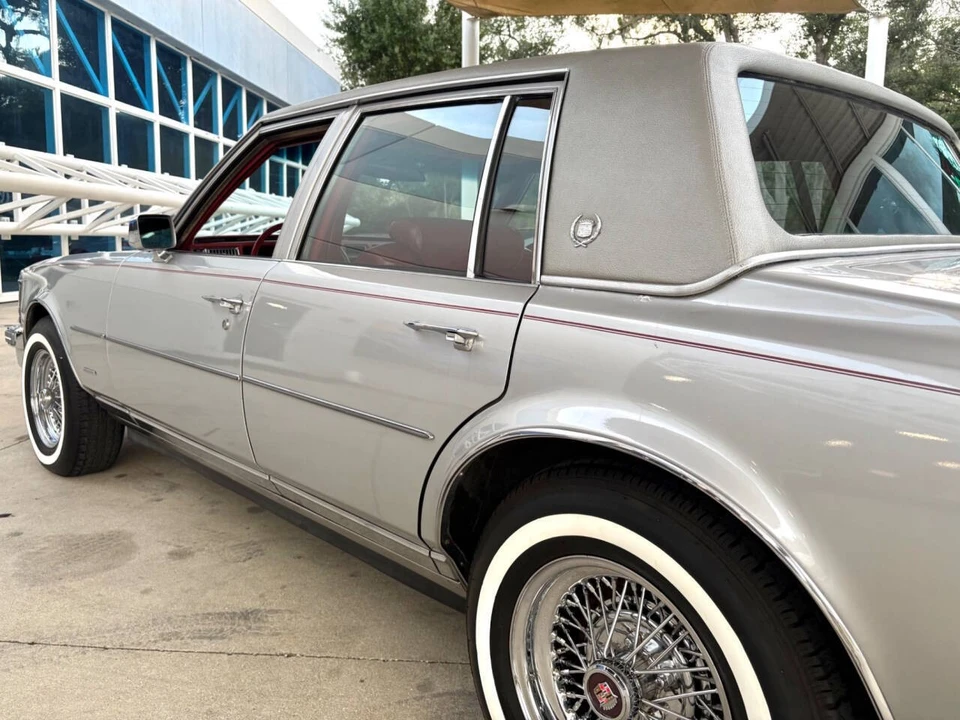 1976 Cadillac Seville - Image 17 of 31