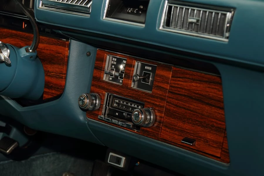 1976 Cadillac Seville - Image 19 of 31