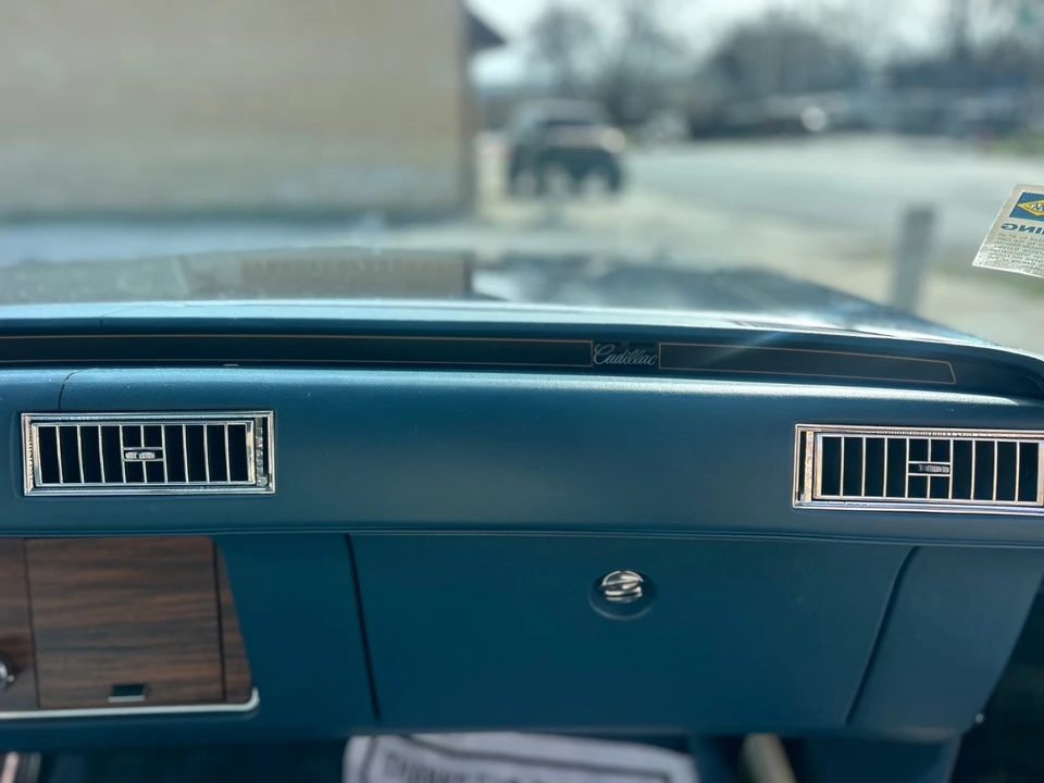 1976 Cadillac Seville - Image 20 of 21