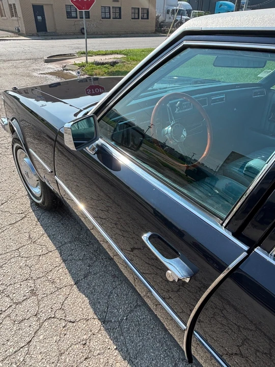 1976 Cadillac Seville - Image 16 of 21