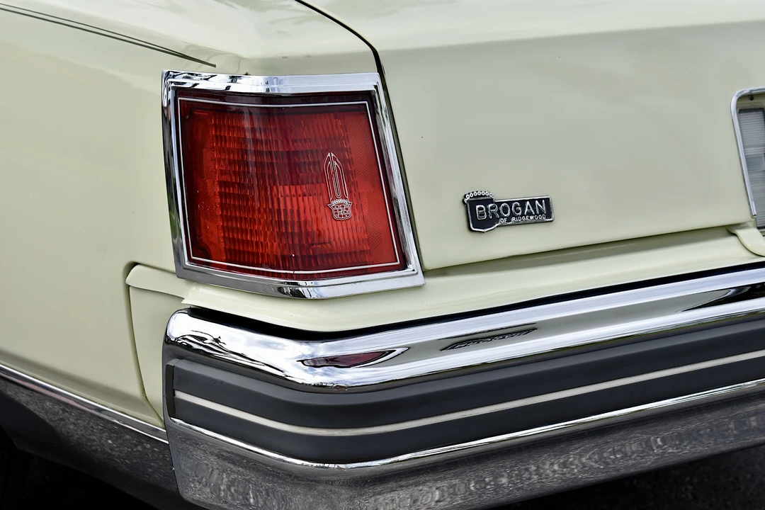 1976 Cadillac Seville - Image 28 of 31