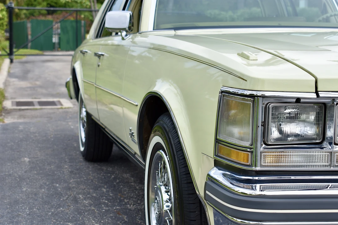 1976 Cadillac Seville - Image 16 of 31