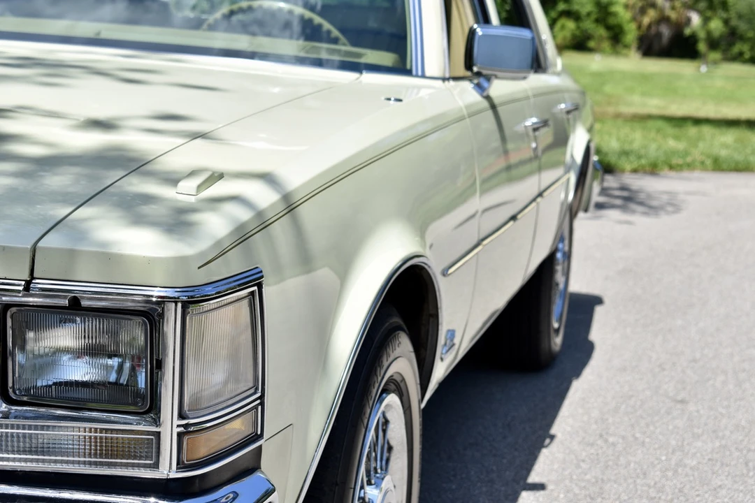 1976 Cadillac Seville - Image 29 of 31