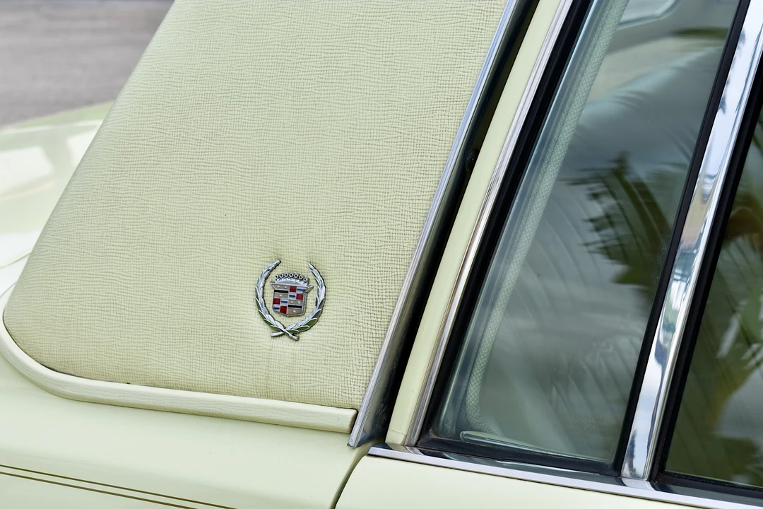 1976 Cadillac Seville - Image 24 of 31