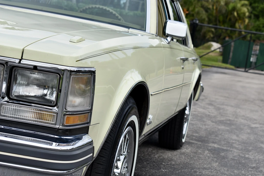 1976 Cadillac Seville - Image 15 of 31