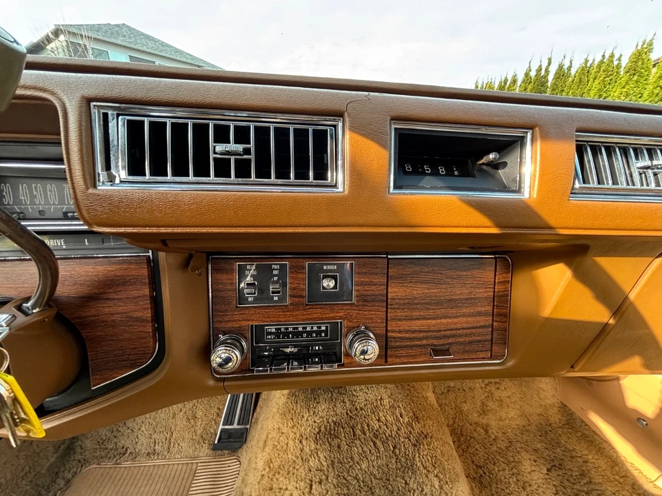 1976 Cadillac Seville - Image 11 of 21