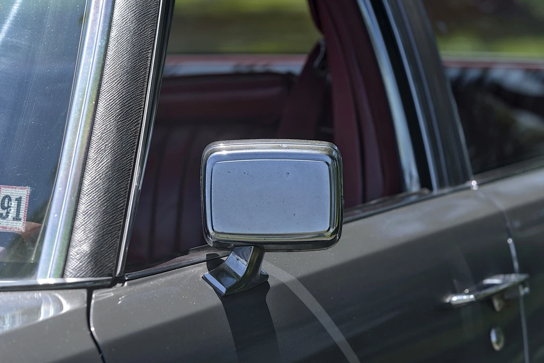 1976 Cadillac Seville - Image 29 of 31