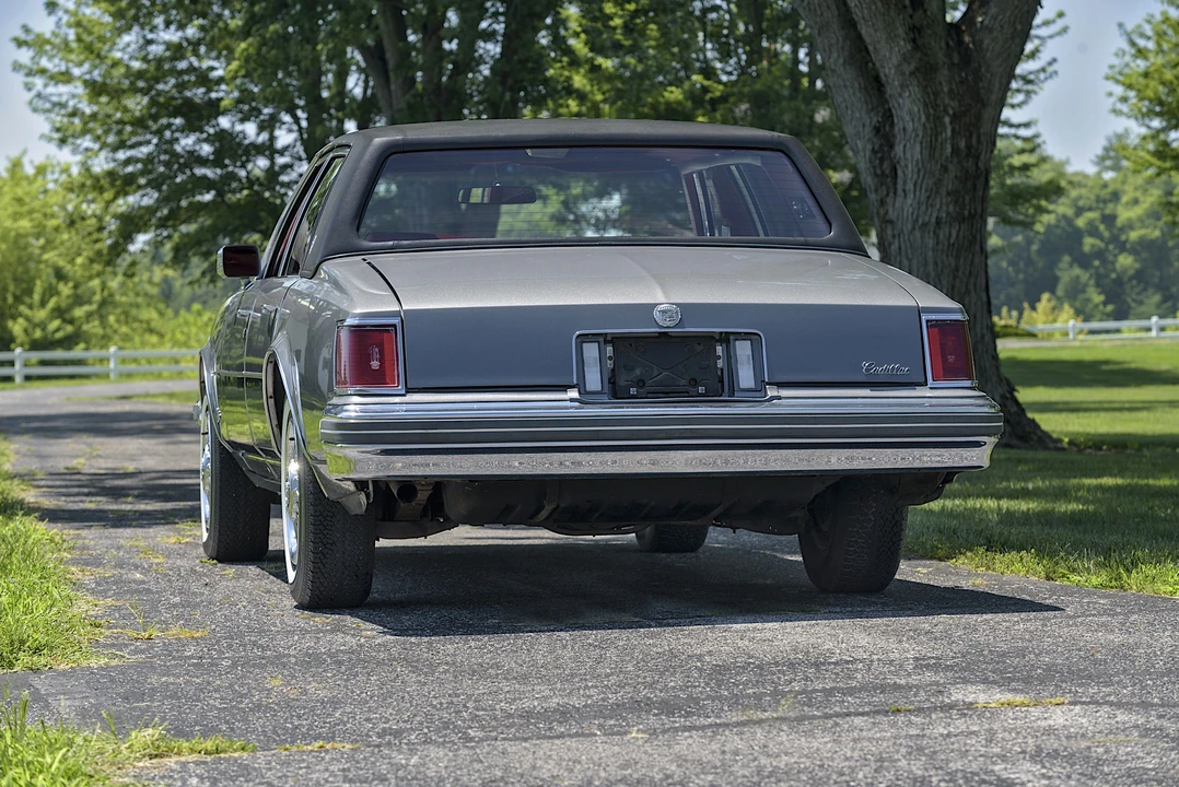 1976 Cadillac Seville - Image 9 of 31