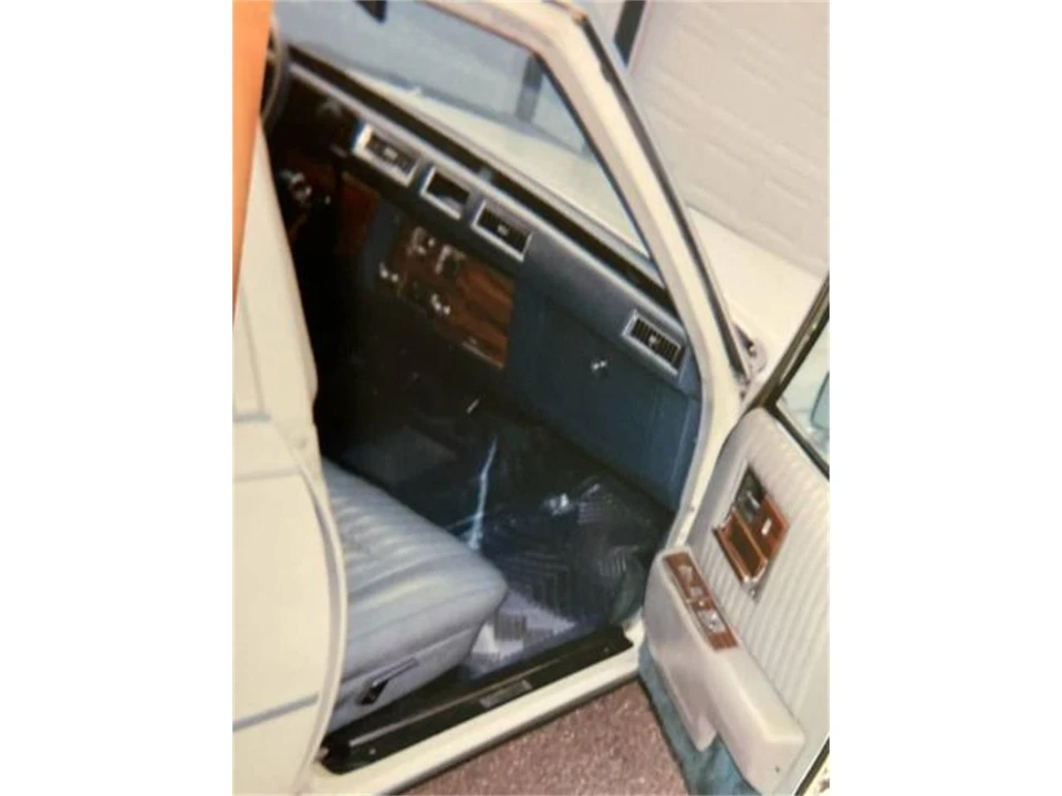 1976 Cadillac Seville - Image 4 of 7