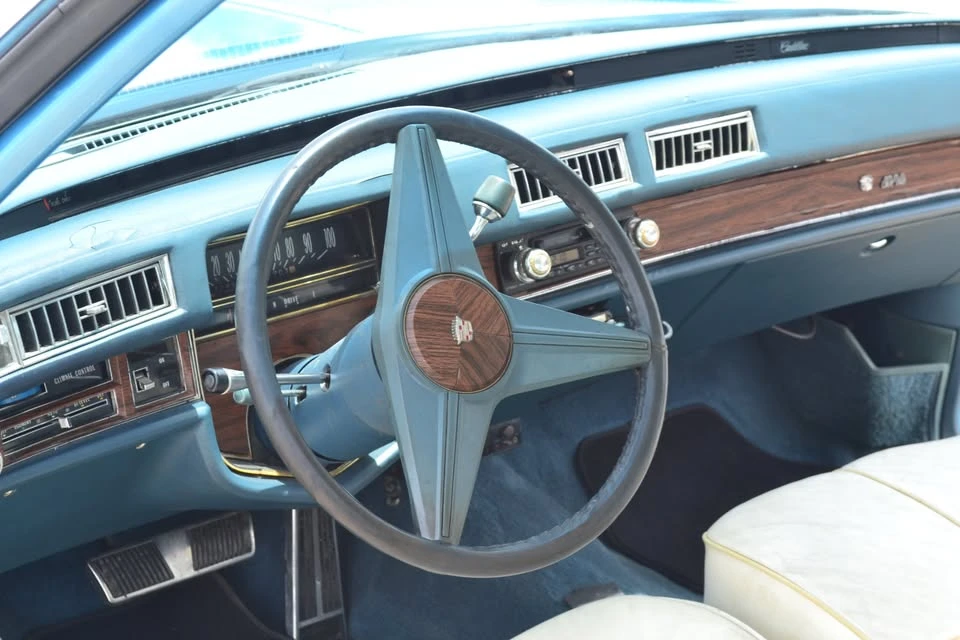 1976 Cadillac DeVille 4th Gen - Image 13 of 20
