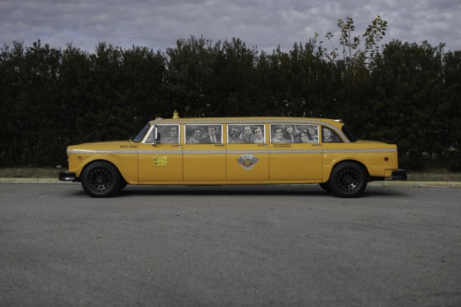 1976 Checker - Image 2 of 11
