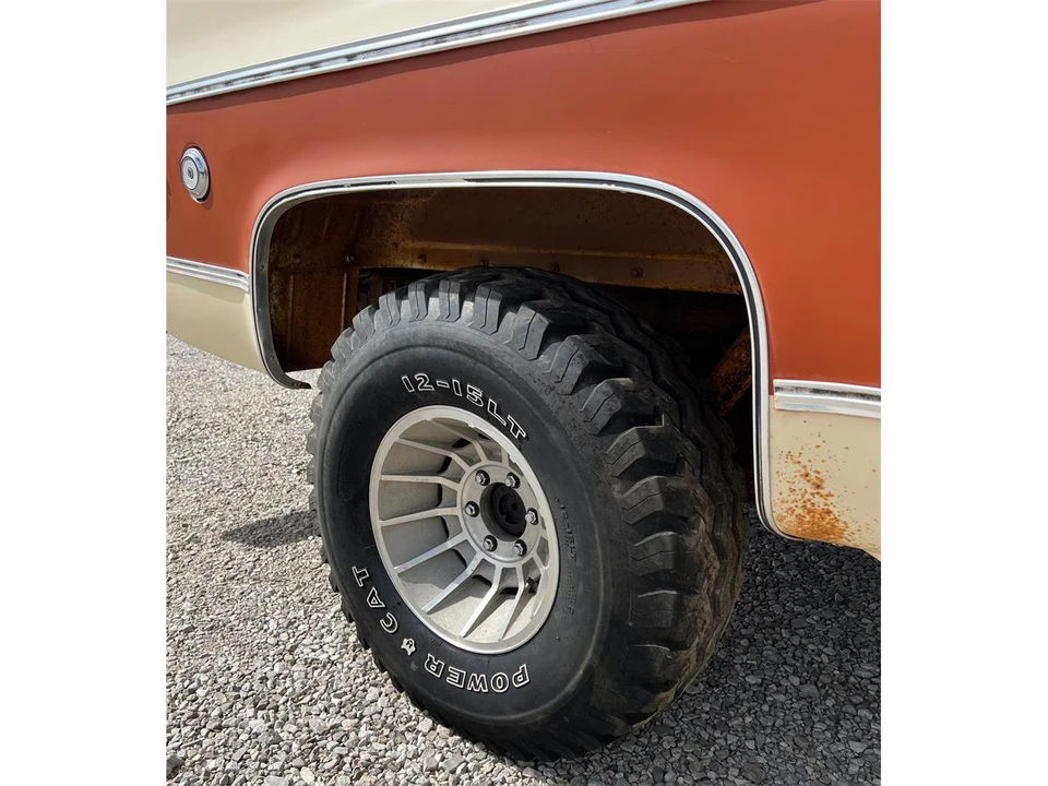 1976 Chevrolet K5 Blazer 2nd Gen - Image 5 of 31