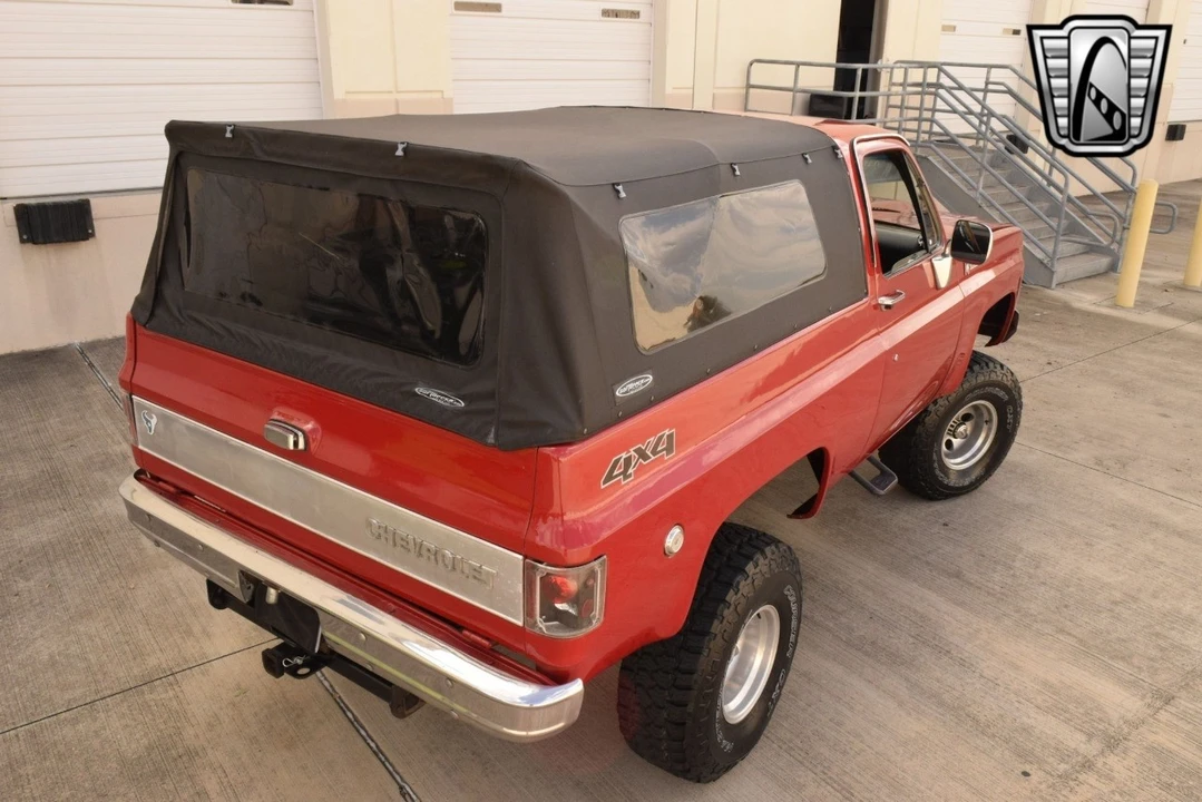 1976 Chevrolet K5 Blazer 2nd Gen - Image 11 of 12